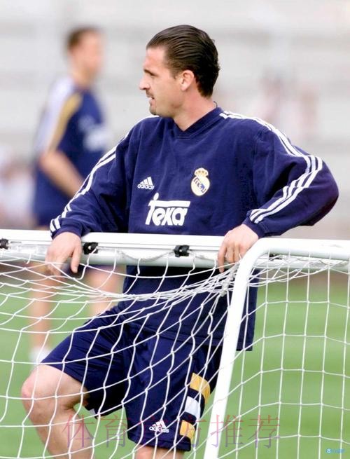 米亚托维奇:皇马下半场踢得很差 但不该怪齐祖 米亚托维奇:皇马下半场踢得很差 但不该怪齐祖